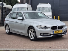 BMW 3-serie Touring - 320i High Executive