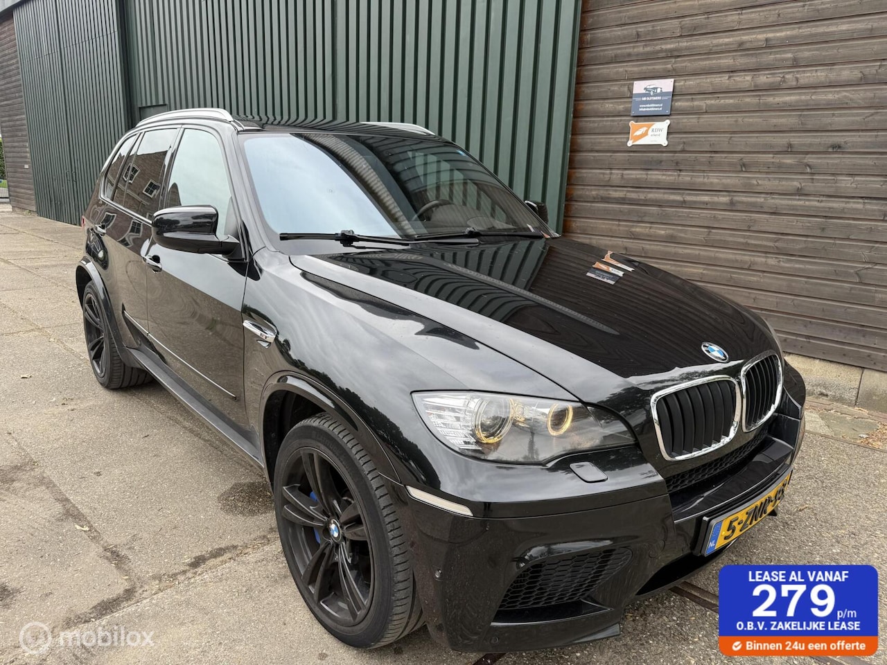 BMW X5 - M 4.4i Softclose/Headup/Massage/360cam - AutoWereld.nl