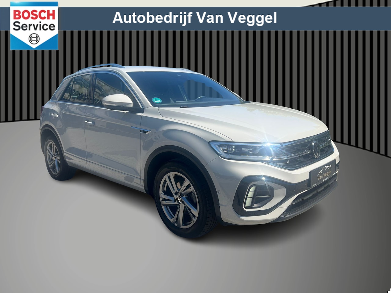 Volkswagen T-Roc - 1.0 TSI R-Line virtual cockpit, stoelverw, cruise - AutoWereld.nl