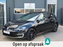 Volkswagen Golf - 1.4 TSI GTE PANO NAVI CRUISE