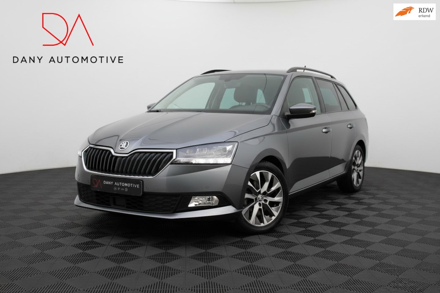 Skoda Fabia - 1.0 TSI 1 Jaar GARANTIE I ACC I CARPLAY I LED I AUTOMAAT I 16INCH I CLIMA I CRUISE I 1E EI - AutoWereld.nl
