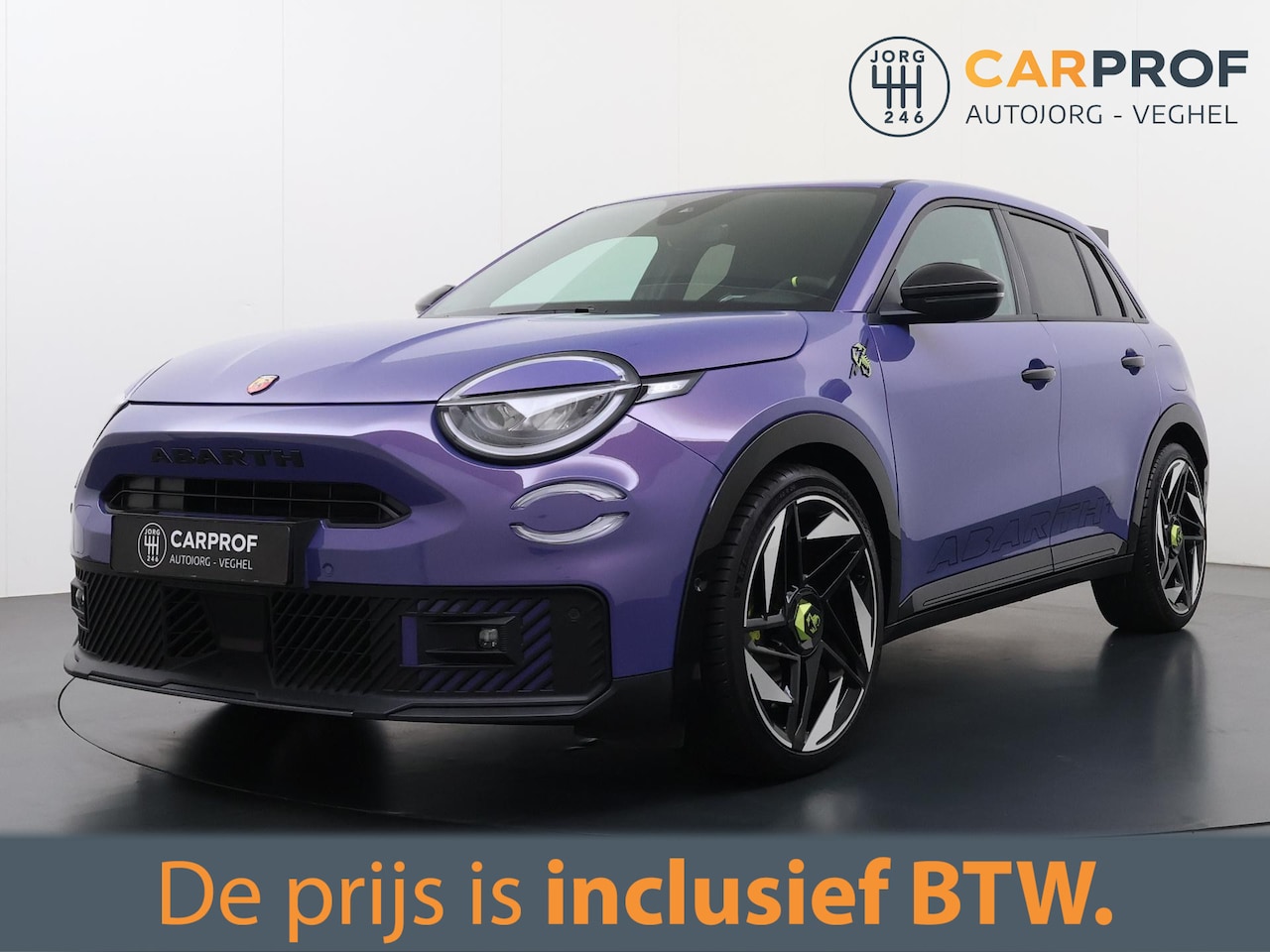 Fiat 600e - Abarth Scorpionissima 54 kWh Navigatie |SOH 97% | Camera | Cruise | LMV | - AutoWereld.nl