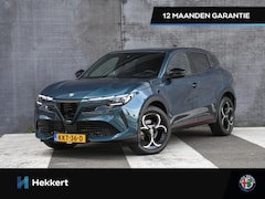 Alfa Romeo Junior - Speciale 1.2 Turbo Hybrid Ibrida 145pk Automaat CAMERA | DODE HOEK | LED | 18''LM | ADAPT.