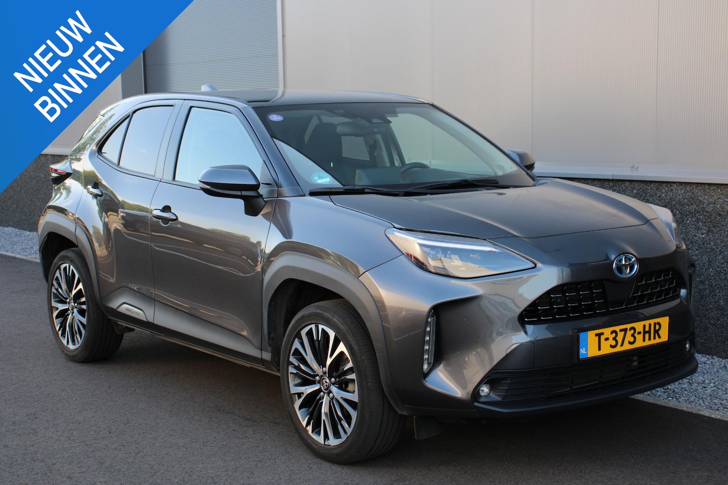 Toyota Yaris Cross - 1.5 Hybrid EXE, PDC, STOEL/STUURVERWARMING PANODAK, HEAD-UP, TREKHAAK - AutoWereld.nl
