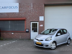 Toyota Aygo - 1.0-12V Comfort Navigator NAP Airco Navi 12-26 APK