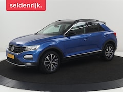 Volkswagen T-Roc - 1.0 TSI Style | Trekhaak | Stoelverwarming | Parkeerhulp | Adaptive cruise | Navigatie | B