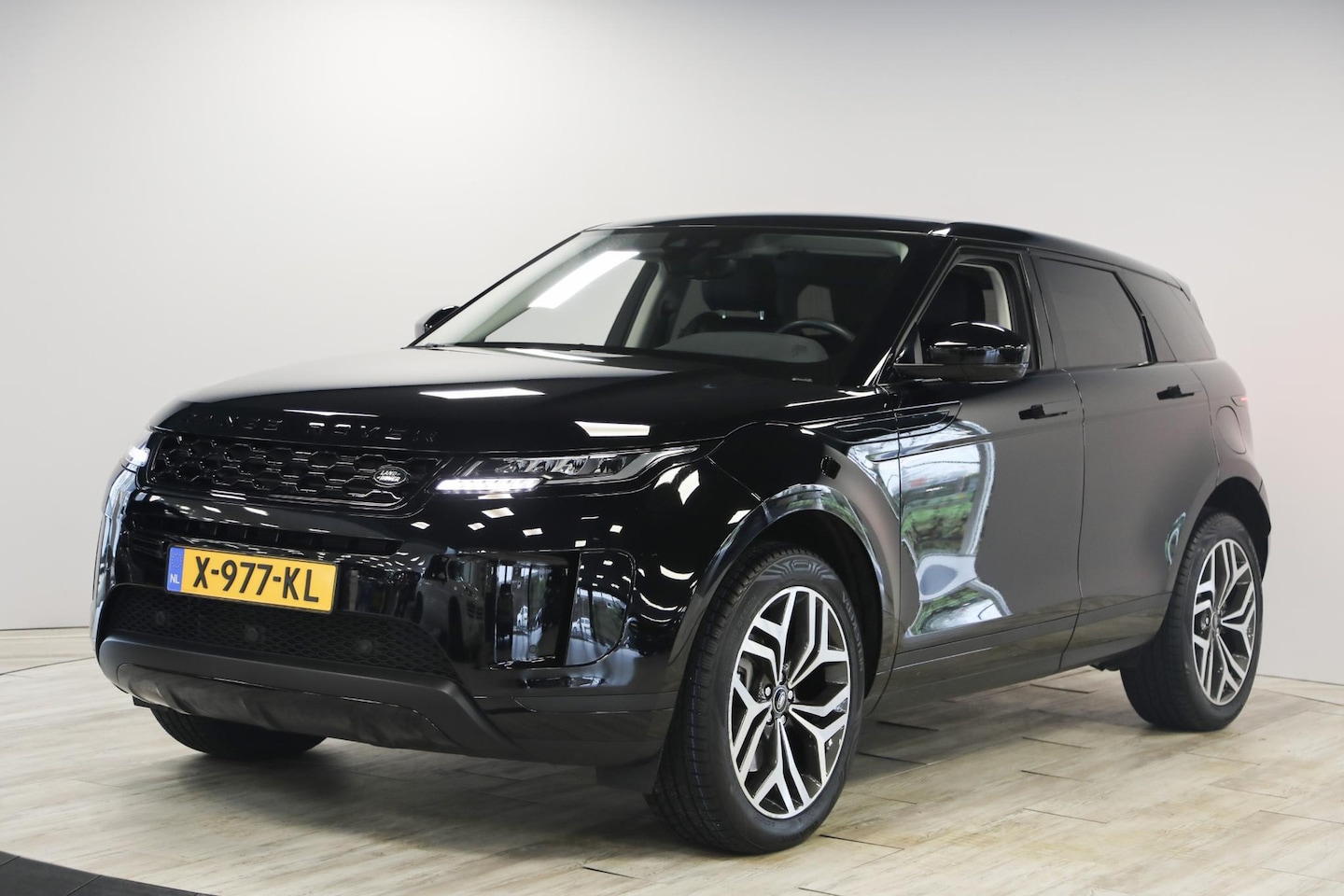Land Rover Range Rover Evoque - 1.5 P300e AWD R-Dynamic S | Panoramadak | Leer Apple Carplay - AutoWereld.nl