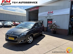 Peugeot 5008 - 1.2 PureTech Active 5p. Clima, cruise, pdc, camera, trekhaak, HUD, stoelverwarming