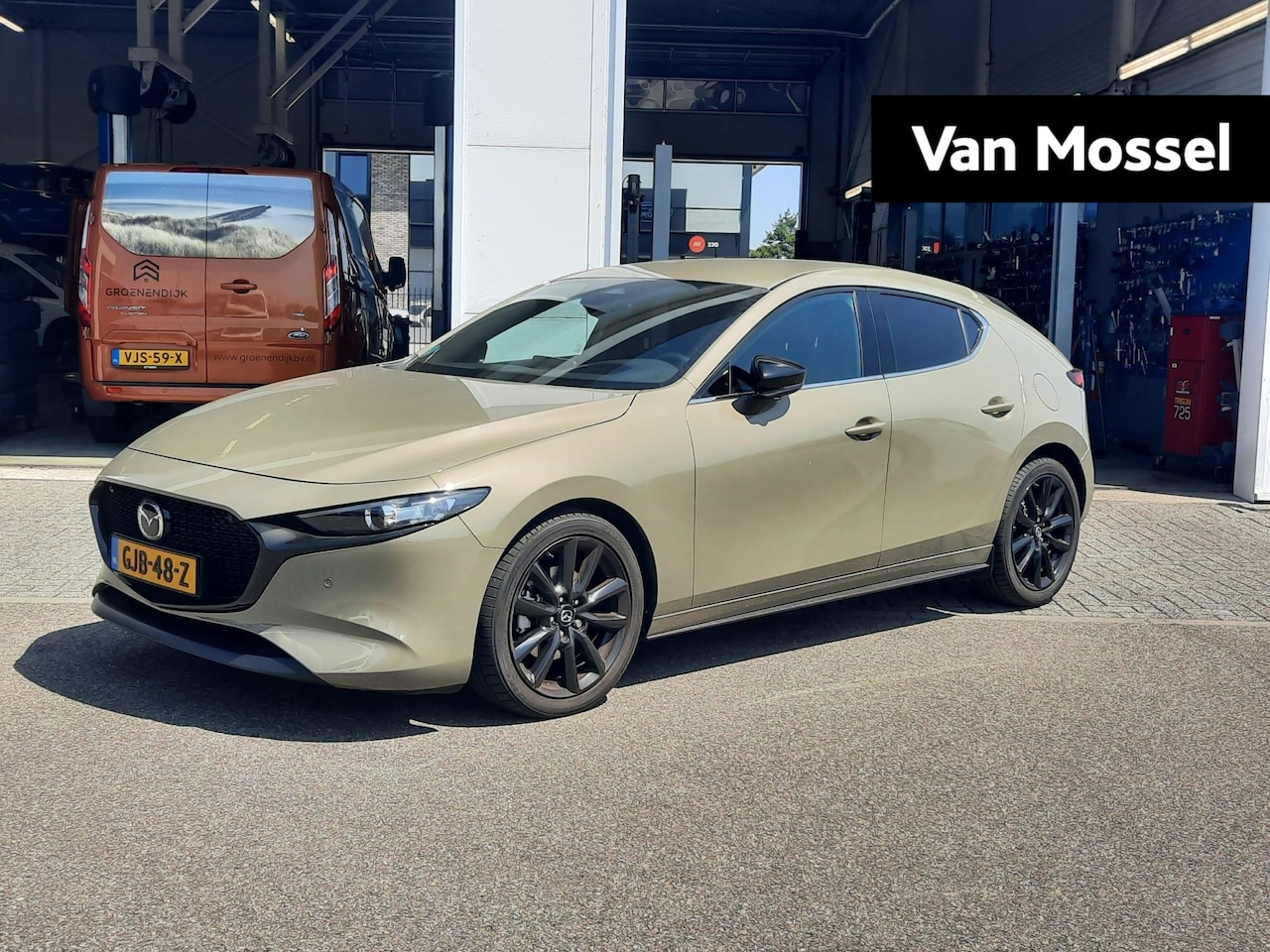 Mazda 3 - 2.0 e-SkyActiv-G M Hybrid 150 Nagisa | Leer | Bose Sound System | Navigatie | Climate Cont - AutoWereld.nl