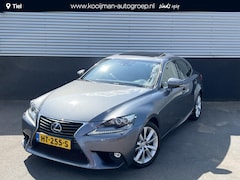 Lexus IS - 300h Luxury Line Schuifdak/kanteldak, Lederen bekleding, Dodehoekdetectie, Seat memory, St