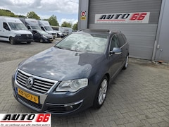 Volkswagen Passat Variant - 1.4 TSI Highline BlueMotion Let op loop op 3 cilinders