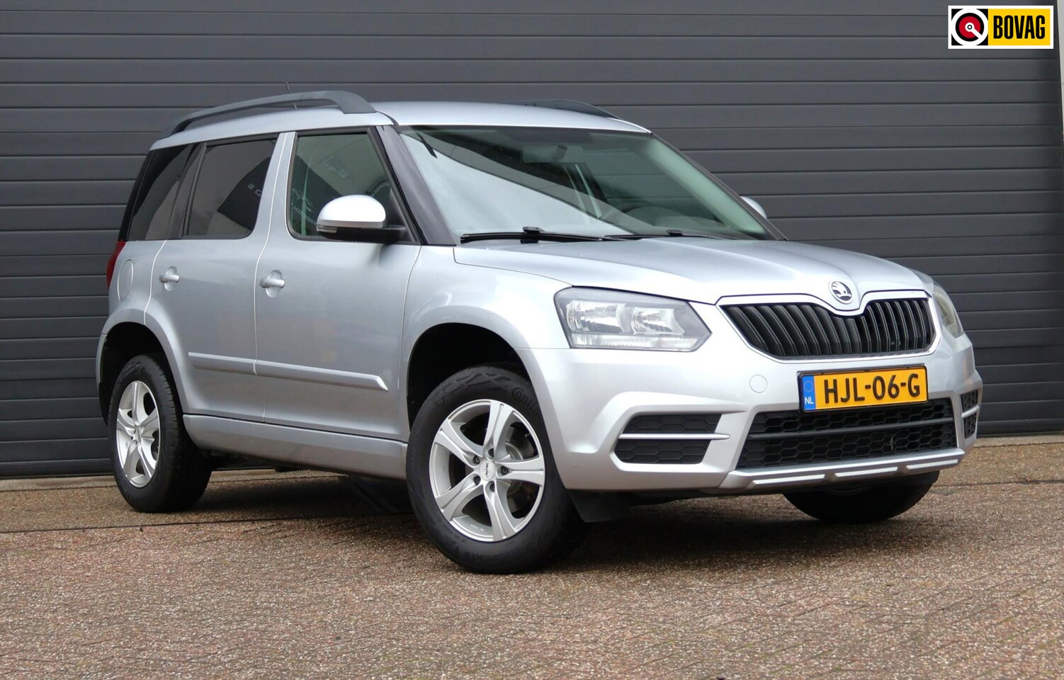 Skoda Yeti - 1.2 TSI Active Plus Airco/PDC/Dealer onderhouden - AutoWereld.nl