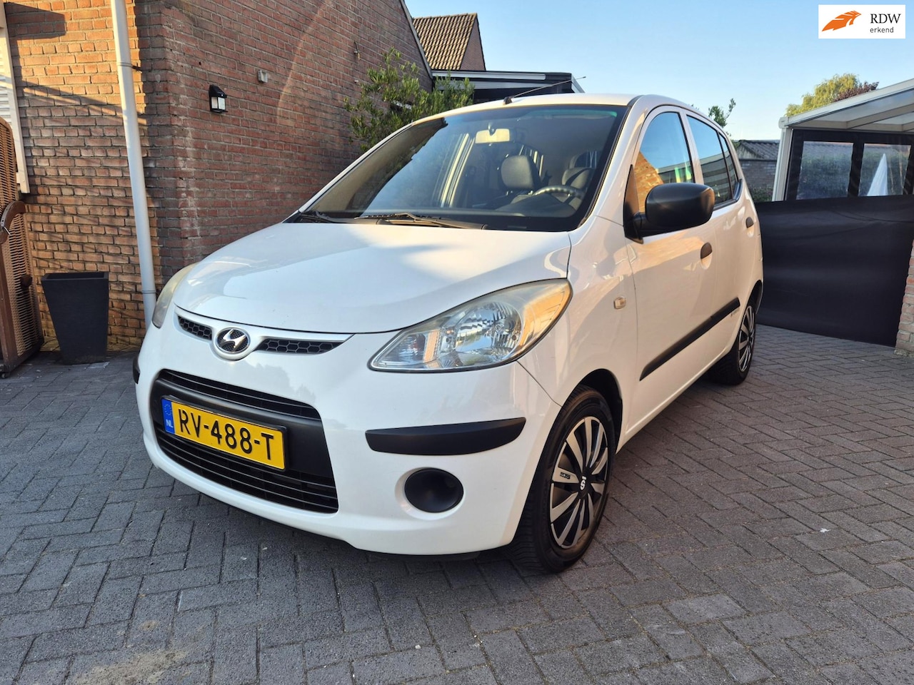 Hyundai i10 - 1.1 Active Plus 5 Deurs - AutoWereld.nl