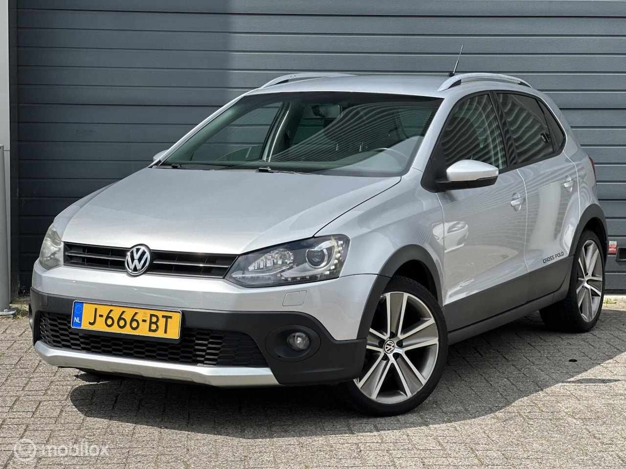 Volkswagen Polo - 1.2 TSI BlueMotion Comfortline 1.2 TSI BlueMotion Comfortline - AutoWereld.nl