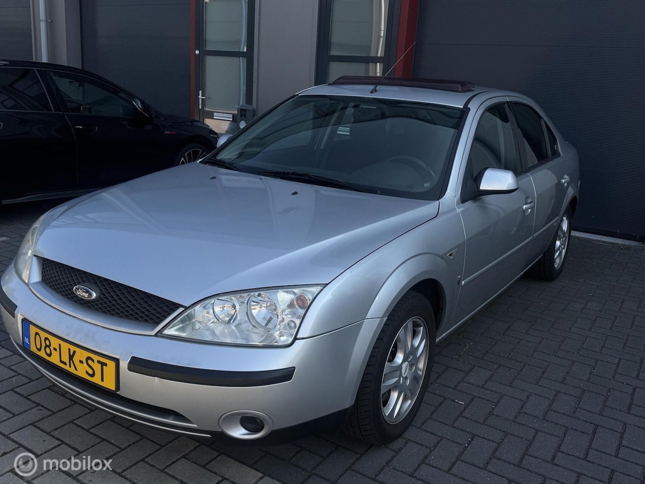 Ford Mondeo - 2.0-16V Ghia 2.0-16V Ghia, Open Dak, Airco, Elektr ramen, APK - AutoWereld.nl