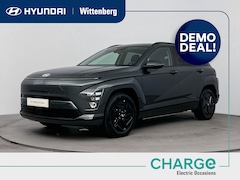 Hyundai Kona Electric - Pure Edition 64.8 kWh | BTW auto | Voor en achter parkeersensoren | Batterijverwarming | 1