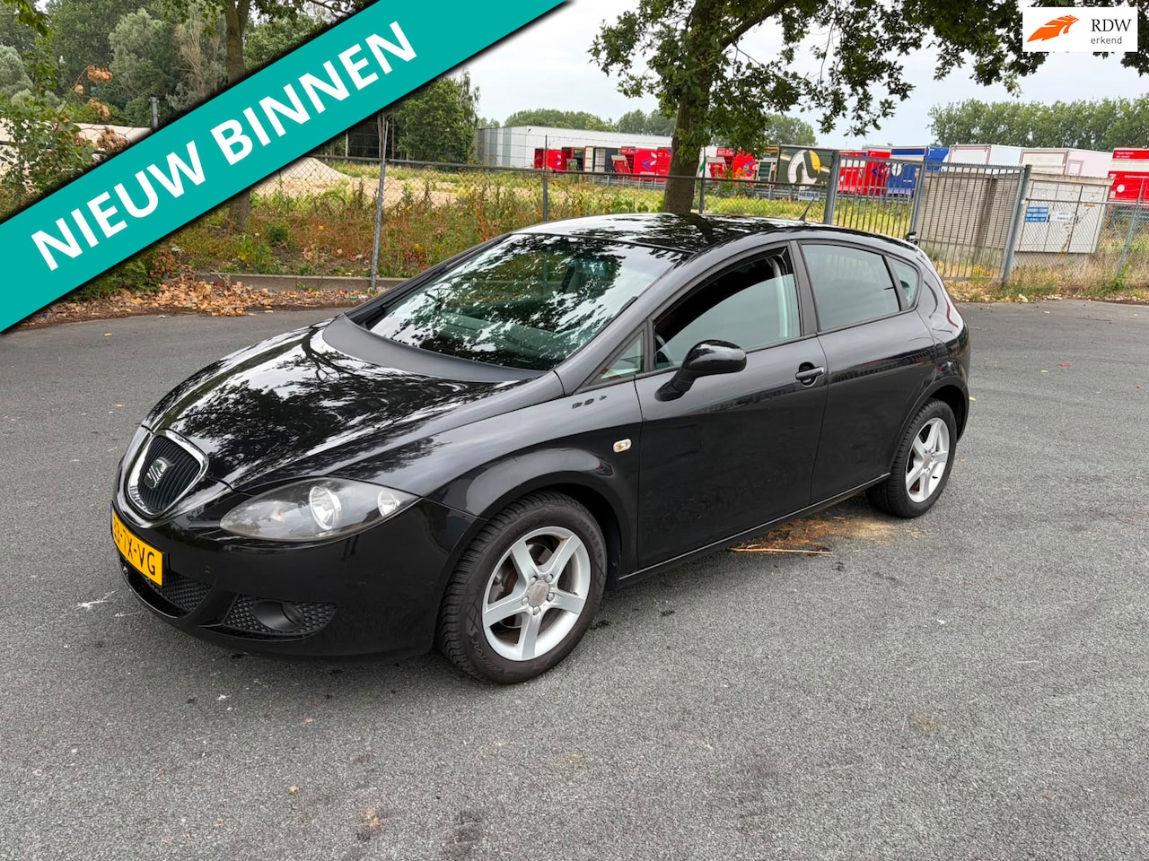SEAT Leon - 1.6 Sportstyle LEUKE AUTO RIJDT EN SCHAKELT GOED - AutoWereld.nl