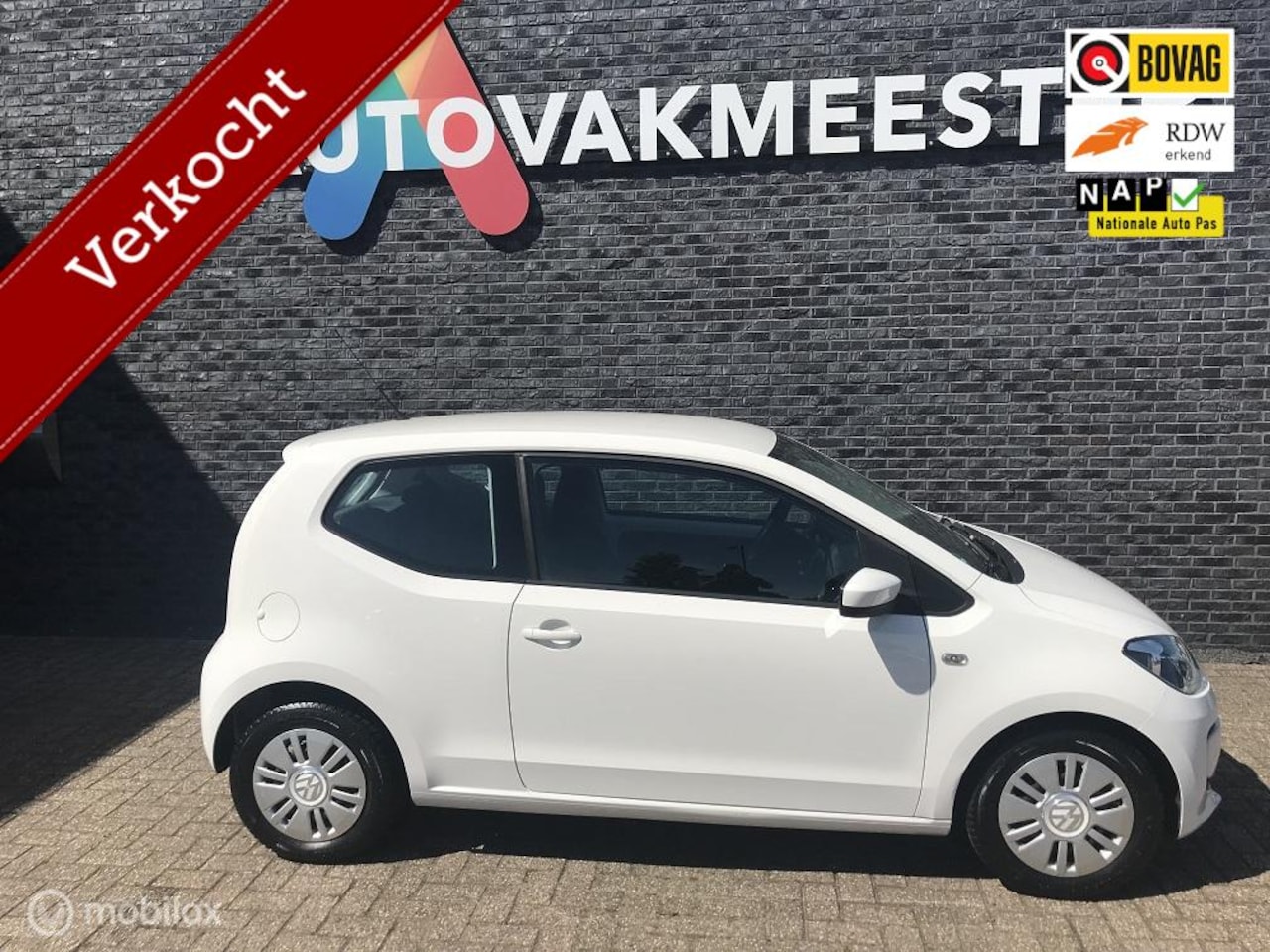 Volkswagen Up! - 1.0 move up! BlueMotion + Navigatie - AutoWereld.nl