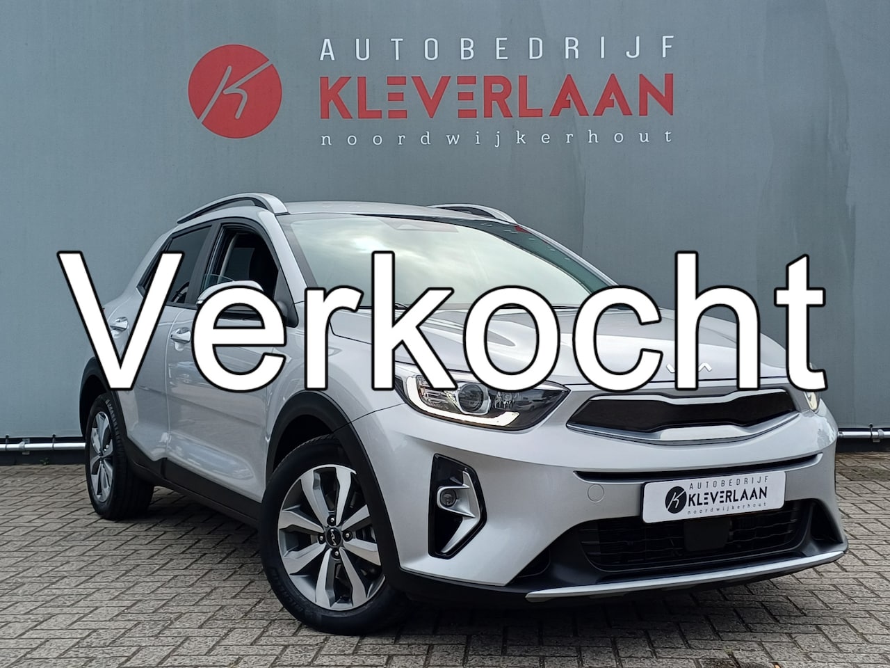 Kia Stonic - 1.0 T-GDi MHEV DynamicPlusLine | AUTOMAAT | CLIMATE CONTROL | TREKHAAK AFN | APPLE CARPLAY - AutoWereld.nl