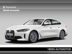 BMW i4 - eDrive40 High Executive 84 kWh | Stoelverwarming | Camera | Hifi | Extra getint glas |