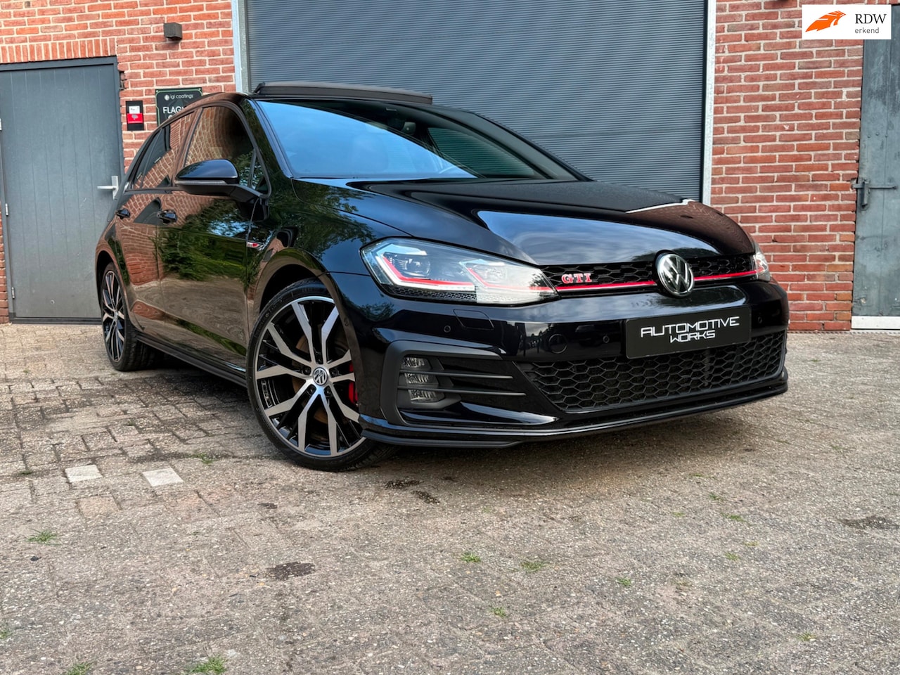Volkswagen Golf - 2.0 TSI GTI Performance l Panodak l Dynaudio l Adaptive Cruise Control l Apple CarPlay l C - AutoWereld.nl