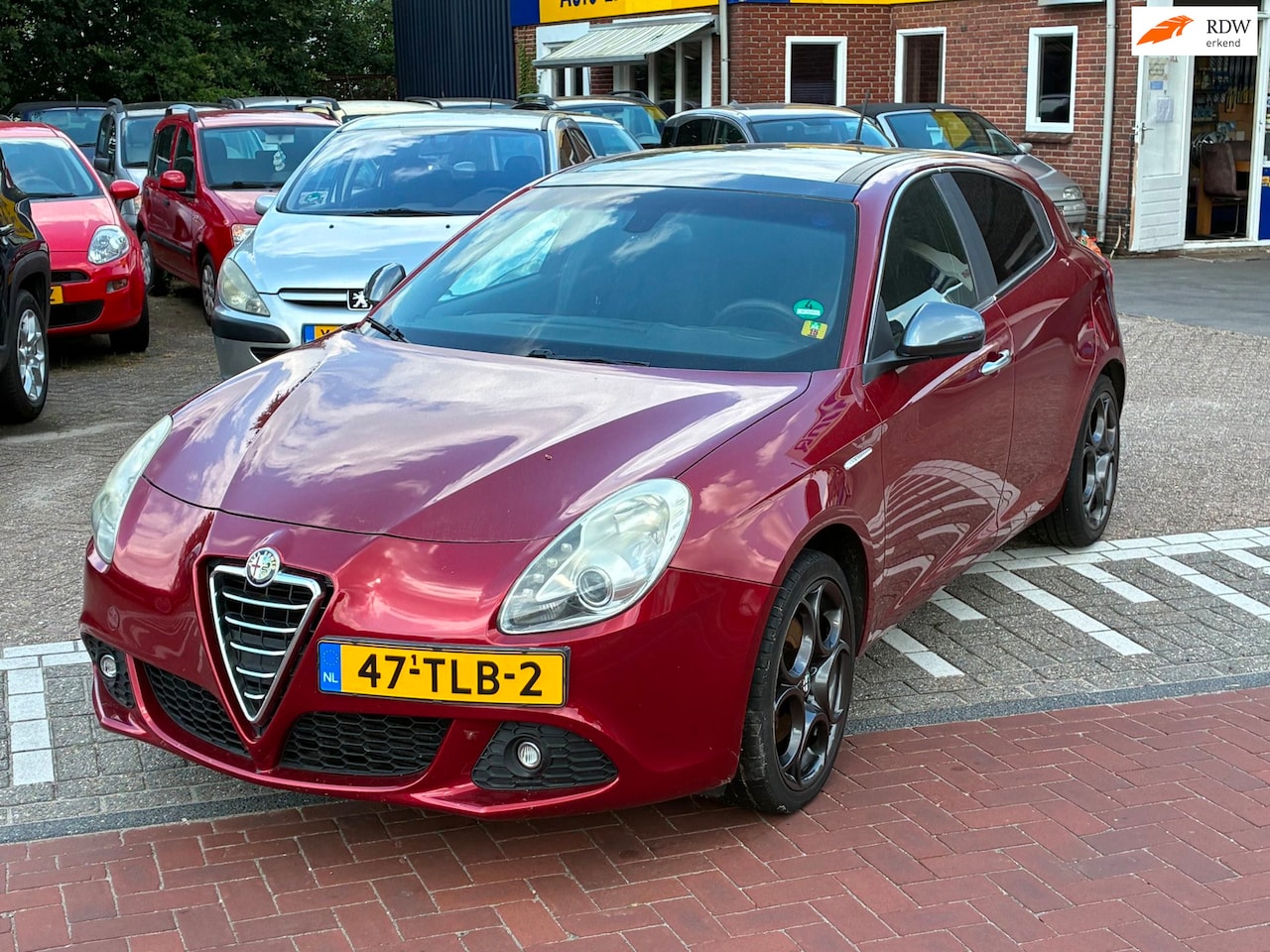 Alfa Romeo Giulietta - 1.4 T Distinctive AUTOMAAT/LEES ADVERTENTIE !!!!!!!! - AutoWereld.nl