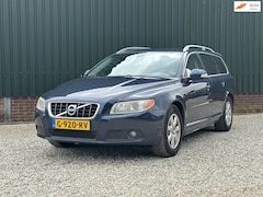 Volvo V70 - 2.5T Summum Automaat 231PK