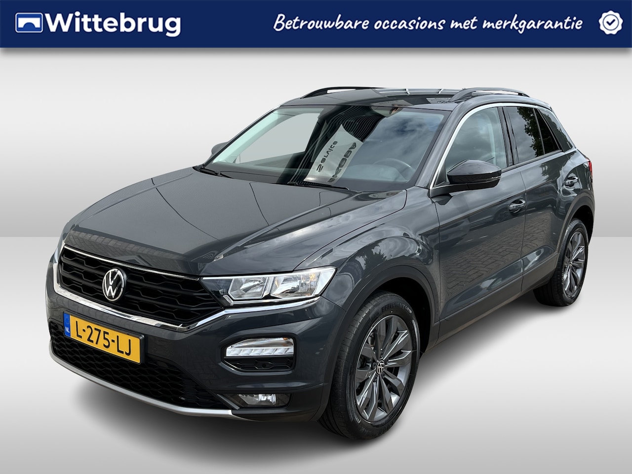 Volkswagen T-Roc - 1.0 TSI Style / CAMERA/ PARK. SENSOREN/ APP CONNECT/ ADAPT. CRUISE/ GETINT GLAS/ LANE ASSI - AutoWereld.nl