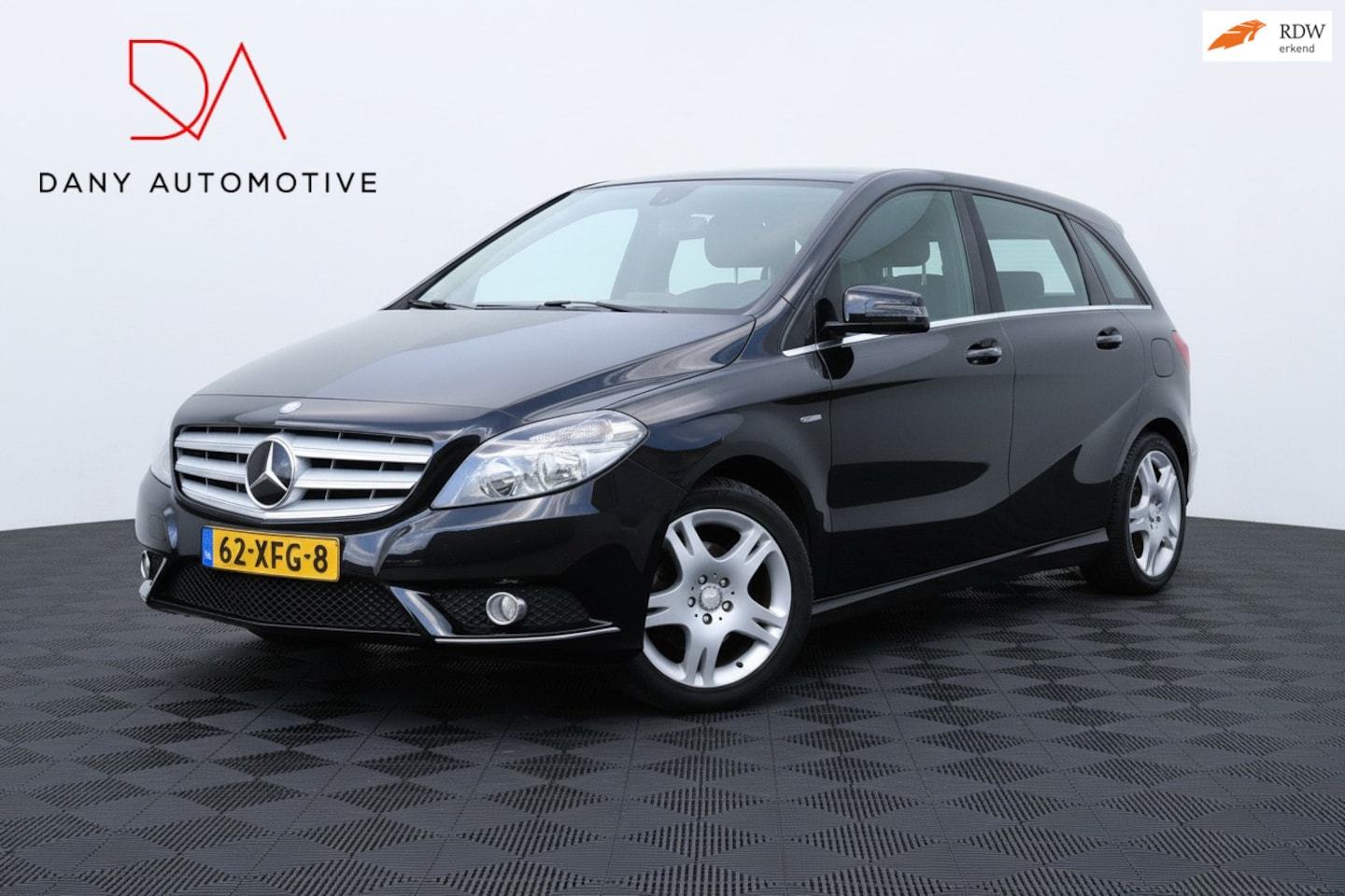 Mercedes-Benz B-klasse - 200 CRUISE I ELEKTRISCH TREKHAAK I NAVI I NAVI I - AutoWereld.nl