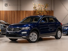 Volkswagen T-Roc - 1.5 TSI 150PK DSG Style, ACC, Apple Carplay, Android Auto, Clima, Camera, Multistuur, Voll