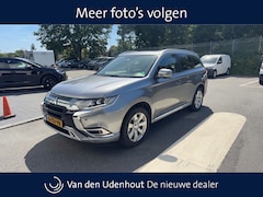 Mitsubishi Outlander - 2.4 PHEV Intense+ / Navigatie / Schuif/kanteldak / Camera / Trekhaak