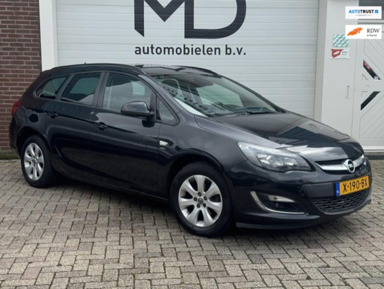 Opel Astra Sports Tourer - 1.4 Turbo Sport-Nieuwe APK-Trekhaak - AutoWereld.nl