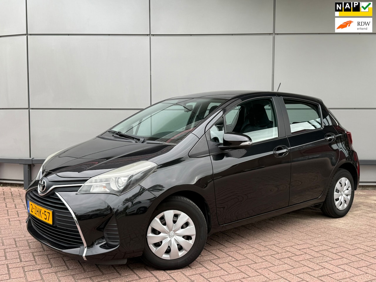 Toyota Yaris - 1.0 VVT-i Aspiration 1.0 VVT-i Aspiration - AutoWereld.nl