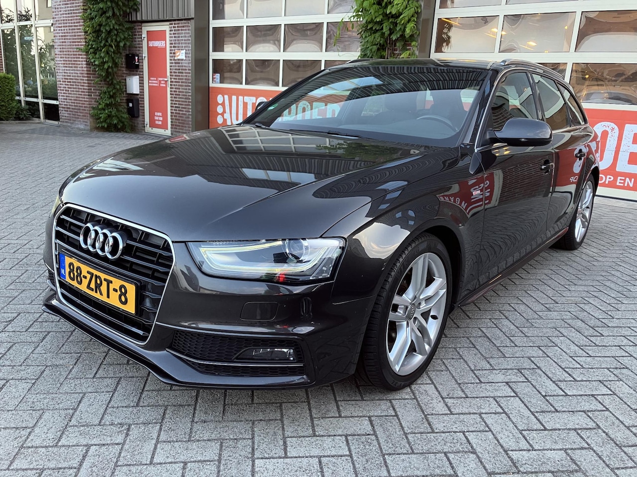 Audi A4 Avant - 1.8 TFSI S Edition | 1e Eigenaar | Org.NL | S-line | Alcantara-Leder | Bi-Xenon | - AutoWereld.nl