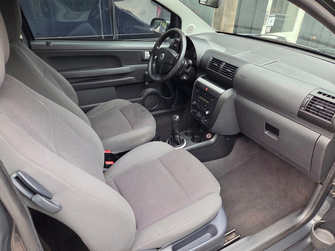 Volkswagen Fox - 1.2 Trendline *LEES TEKST*