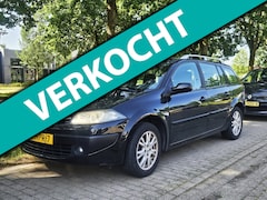 Renault Mégane Grand Tour - 1.6-16V Sélection Business*APK