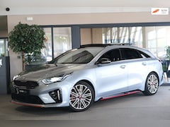 Kia Pro cee'd - ProCeed 1.6 T-GDI GT AUT 204PK Pano Trek Navi Leder Led JBL