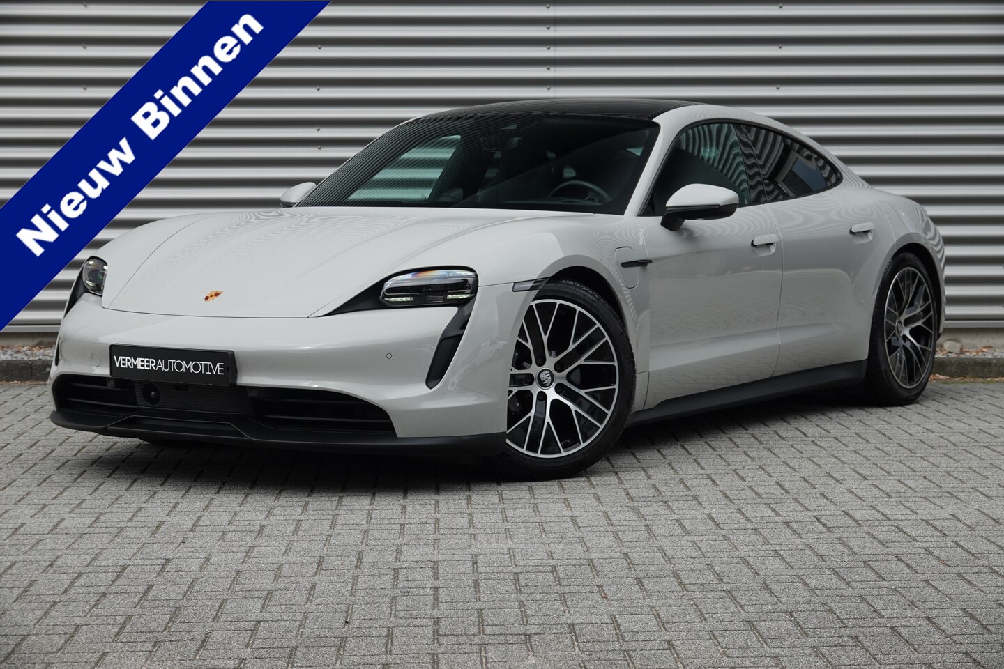 Porsche Taycan - Performance 84 kWh | Warmtepomp | Panoramadak | Adaptive Cruise Control | Krijt | Luchtver - AutoWereld.nl