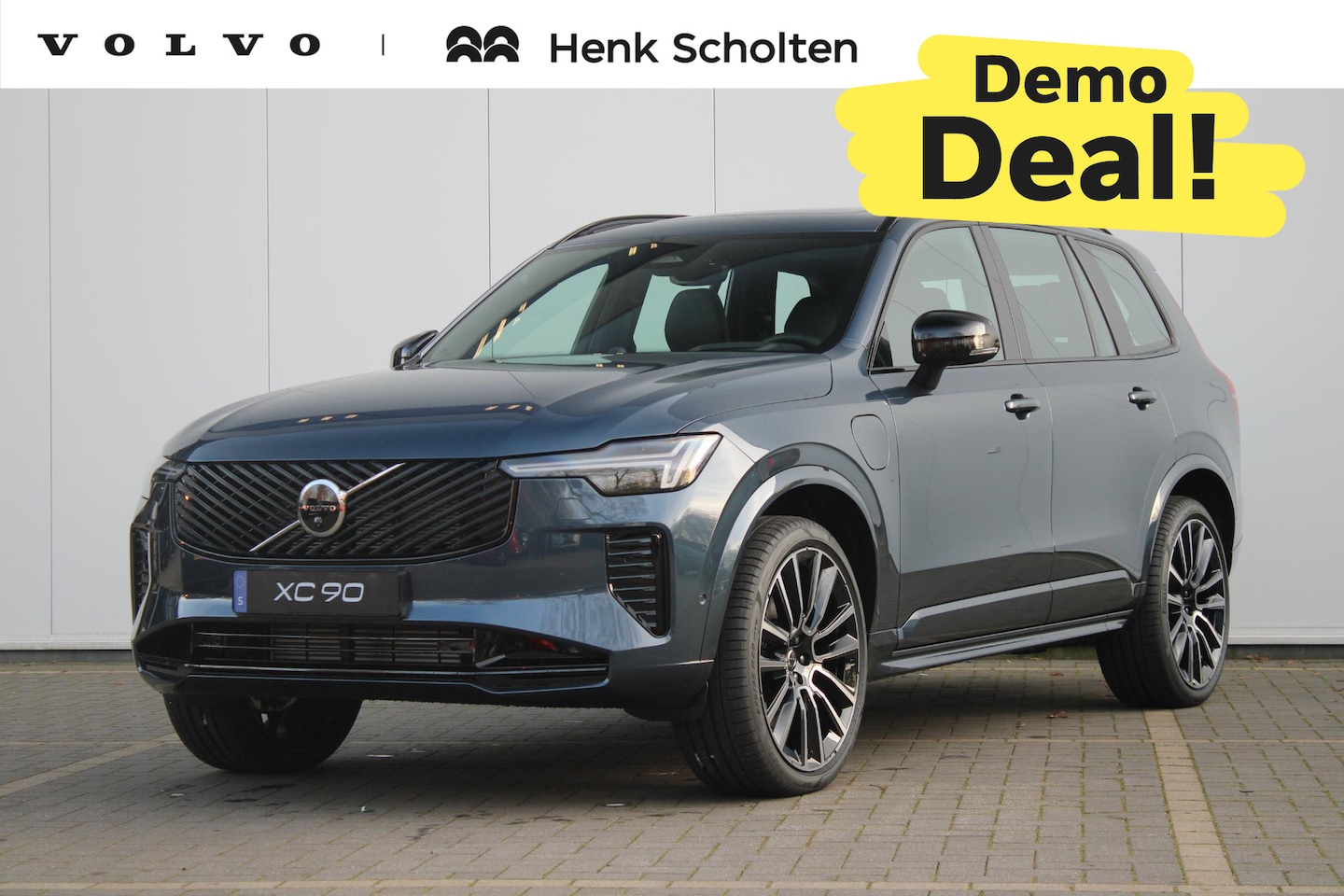 Volvo XC90 - T8 Plug-in hybrid AWD Ultra Dark Exec. Ed. DEMO DEAL | Verwarmde, Geventileerde en Massere - AutoWereld.nl