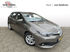 Toyota Auris - 1.8 Hybrid Dynamic Ultimate Parkeersensoren/Stoelverwarming