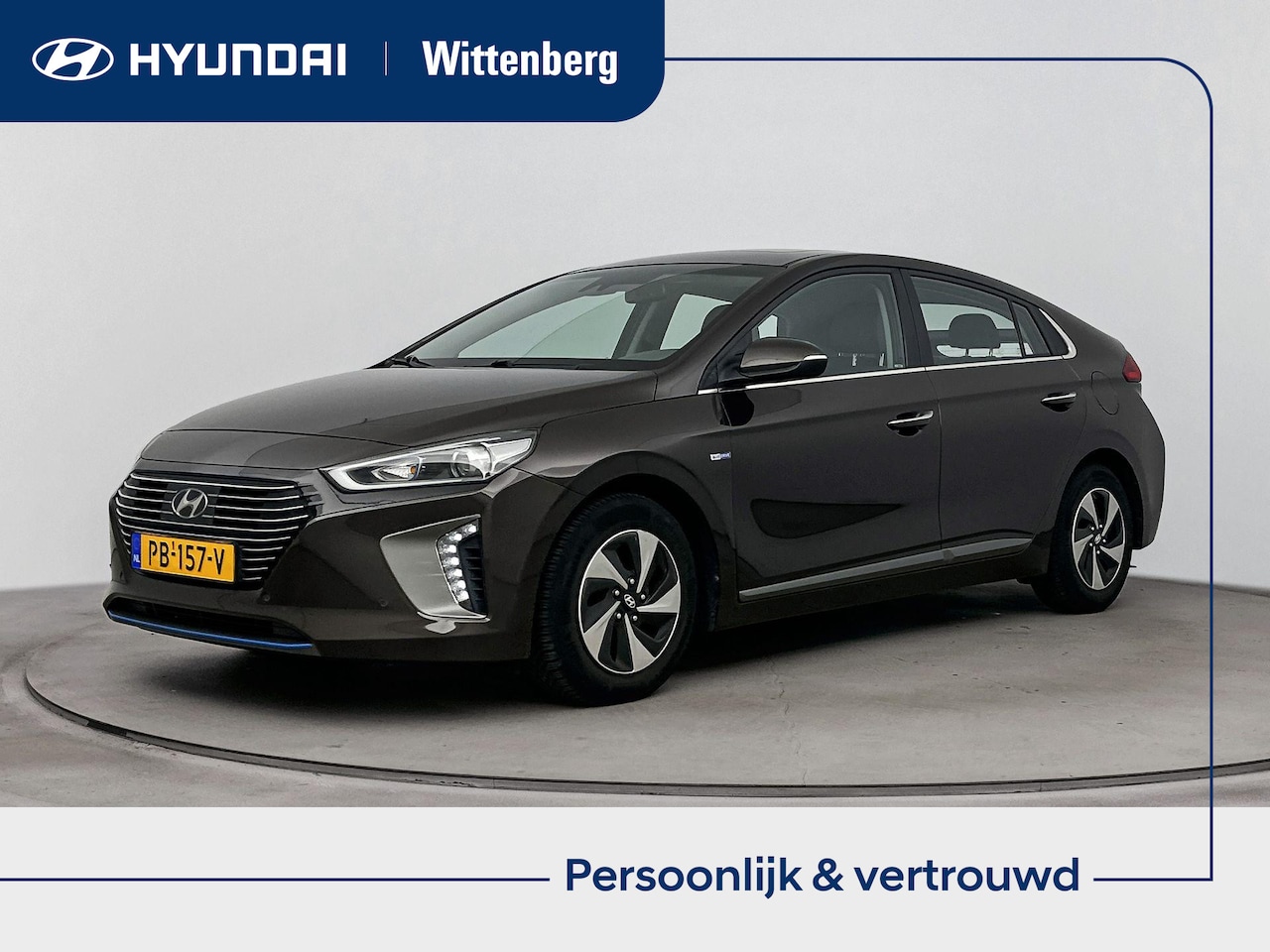 Hyundai IONIQ - 1.6 GDi PREMIUM | TREKHAAK | ALL SEASONS | LEDER | SCHUIFDAK | NAVI | CLIMA | CRUISE ADAPT - AutoWereld.nl