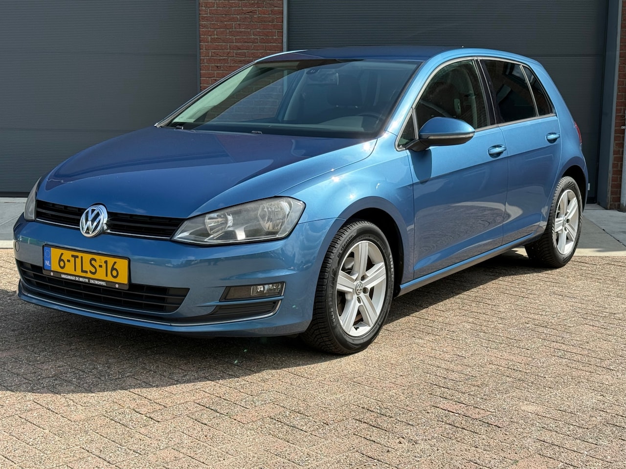 Volkswagen Golf - 1.2 TSI Highline nederlandse auto - AutoWereld.nl