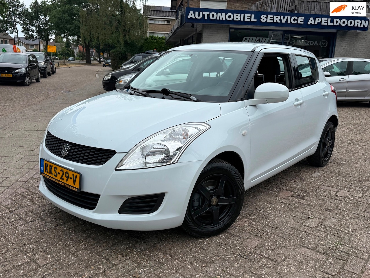 Suzuki Swift - 1.2 Dynamic Allgrip EASSS 4X4 * AIRCO*5DEURS*STOELVERW.*ELEKTR. PAKKET*LM. VELGEN*NW. APK* - AutoWereld.nl