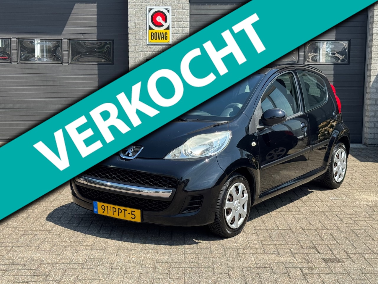 Peugeot 107 - 1.0-12V Urban Move 1.0-12V Urban Move - AutoWereld.nl
