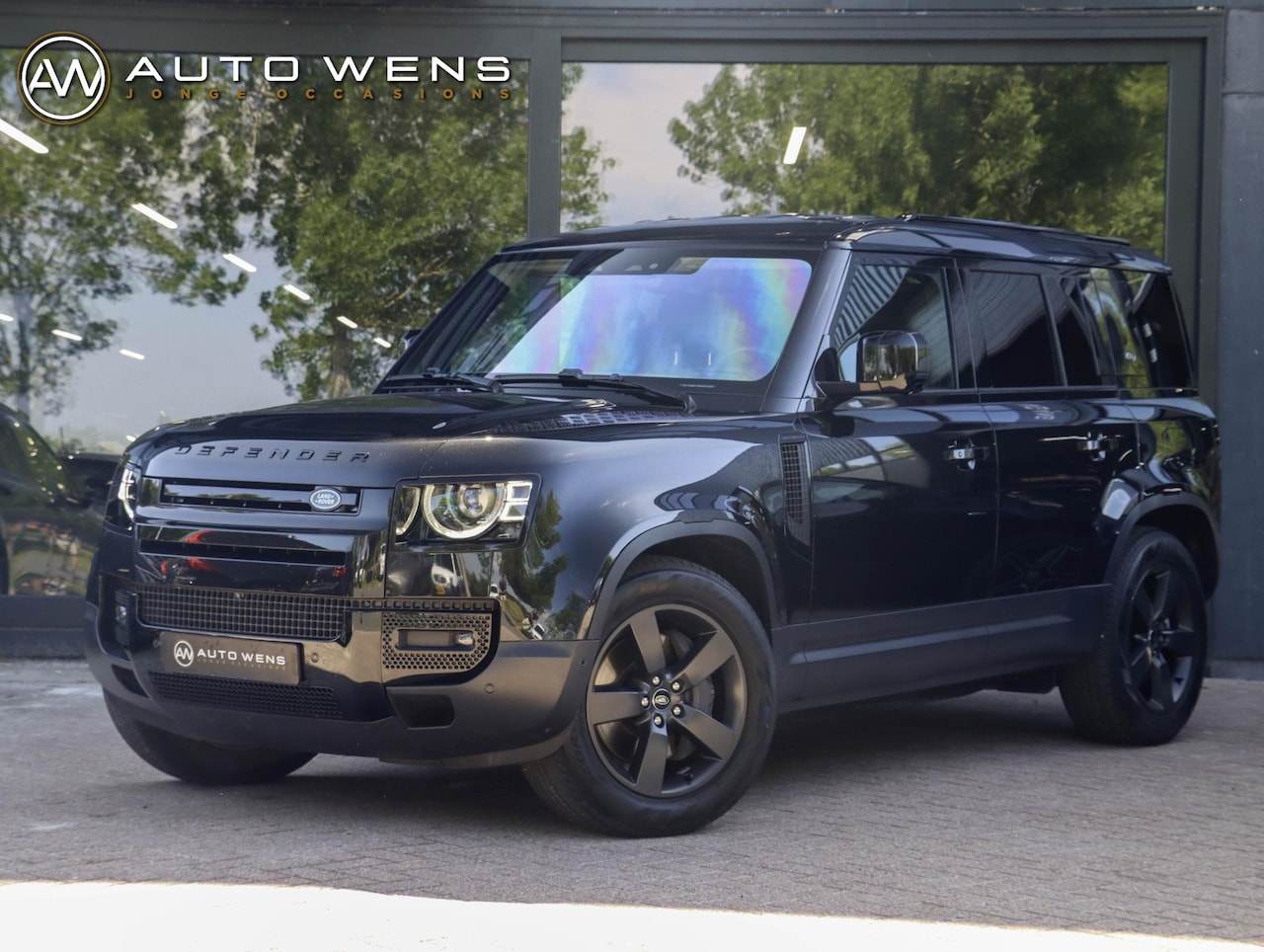 Land Rover Defender 110 - P400e SE | 24.000 km | BTW auto - AutoWereld.nl
