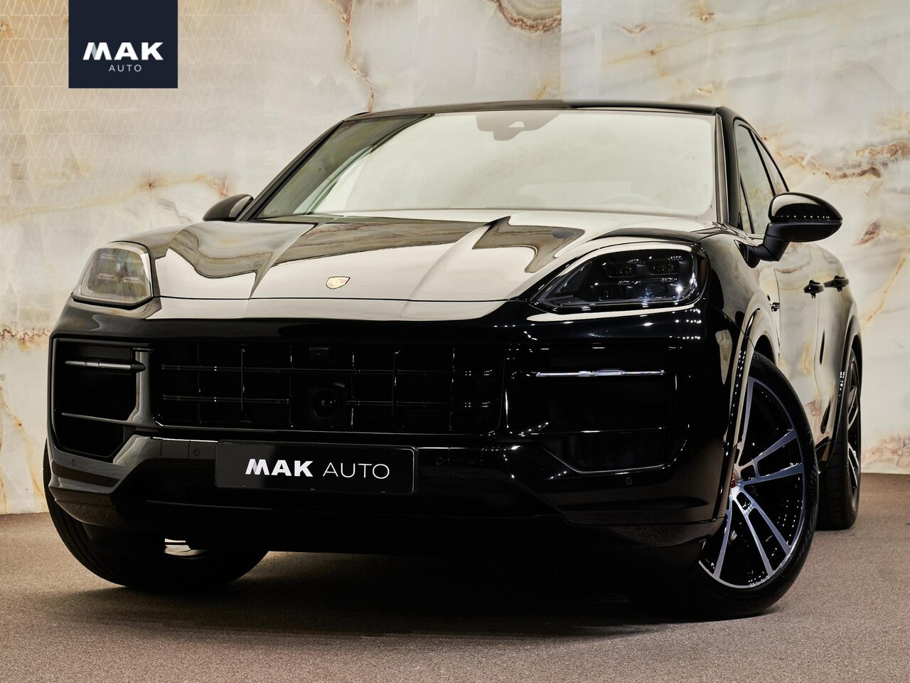 Porsche Cayenne Coupé - 3.0 S E-Hybrid 3.0 S E-Hybrid , SportDesign, pano, InnoDrive, 4W-best., luchtv., BOSE, HUD, keyless - AutoWereld.nl