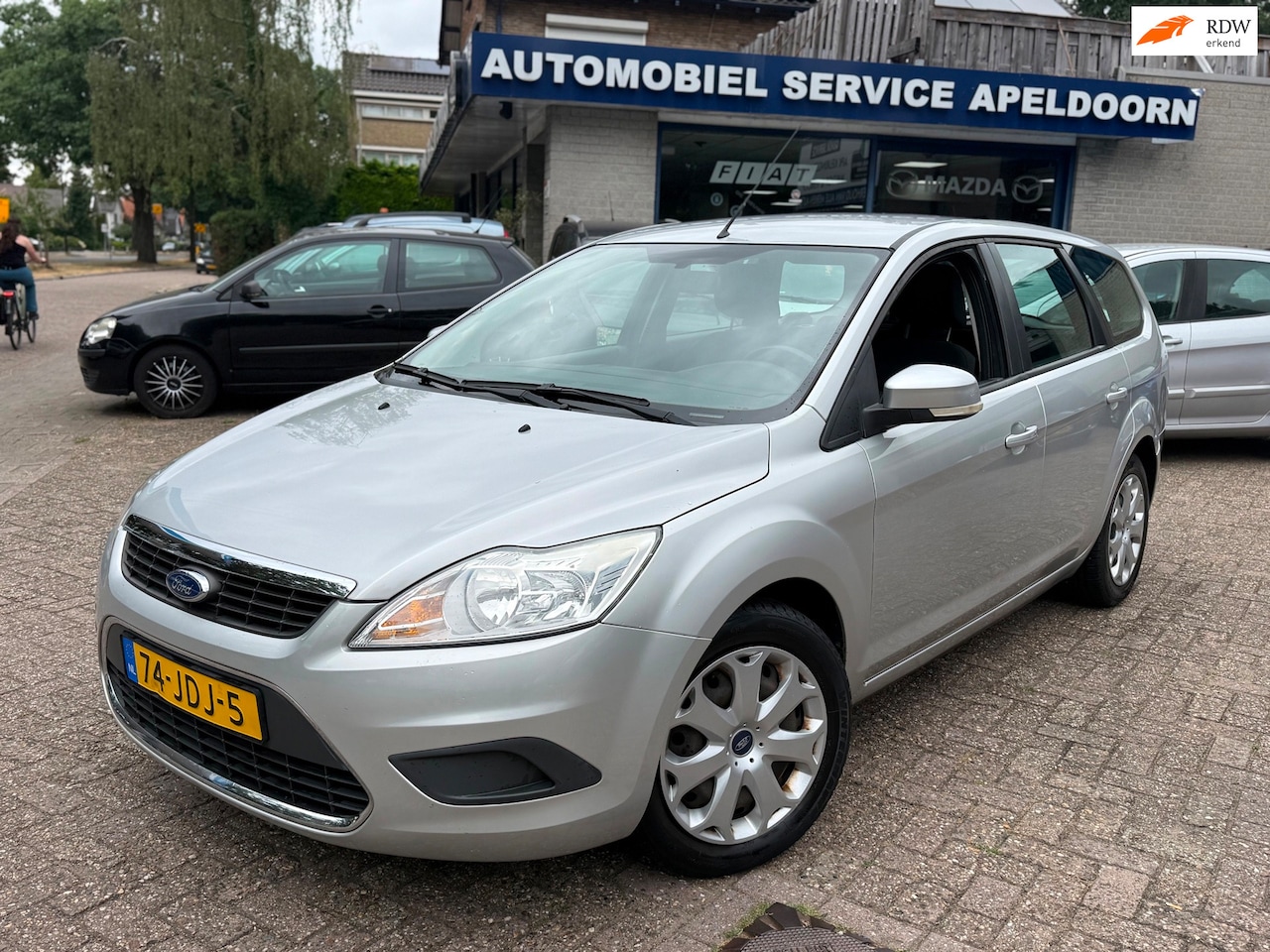 Ford Focus Wagon - 1.6 Trend *APK*AIRCO*CRUISE*ELEKTR. RAMEN*STUURBEKR.*TREKHAAK* - AutoWereld.nl