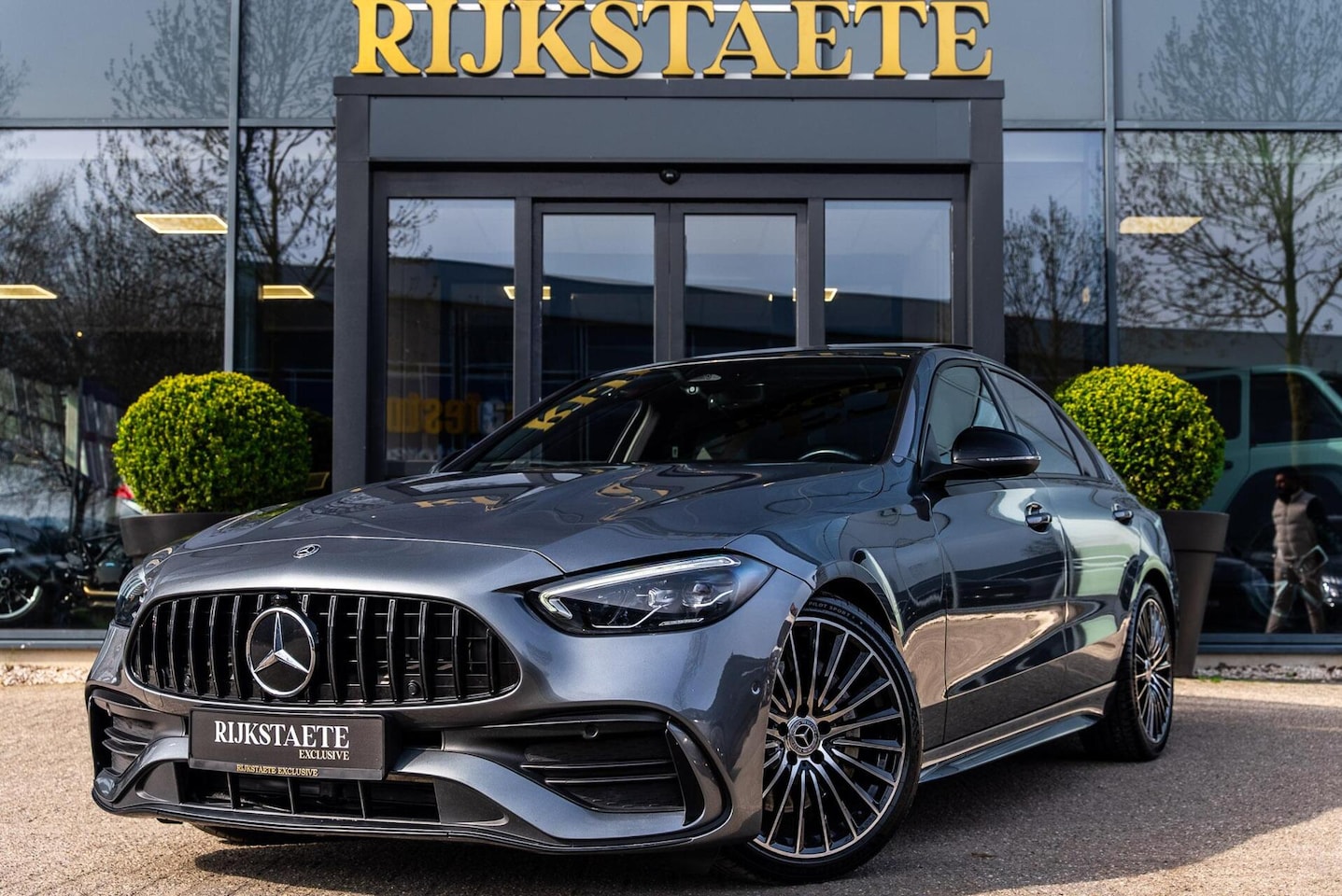 Mercedes-Benz C-klasse - C200 AMG|BURMESTER|PANO|CAM|SFEERV|ACC - AutoWereld.nl