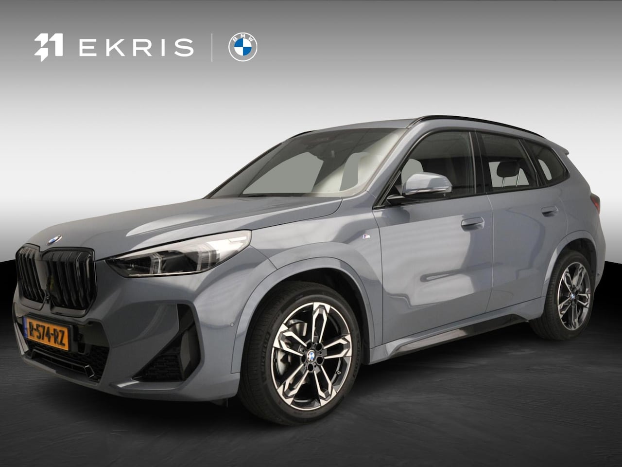 BMW X1 - sDrive18i | M-Sportpakket | LED | Leder | HUD | Panoramadak | Elektr. zetels | Stoelverwar - AutoWereld.nl