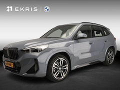 BMW X1 - sDrive18i | M-Sportpakket | LED | Leder | HUD | Panoramadak | Elektr. zetels | Stoelverwar